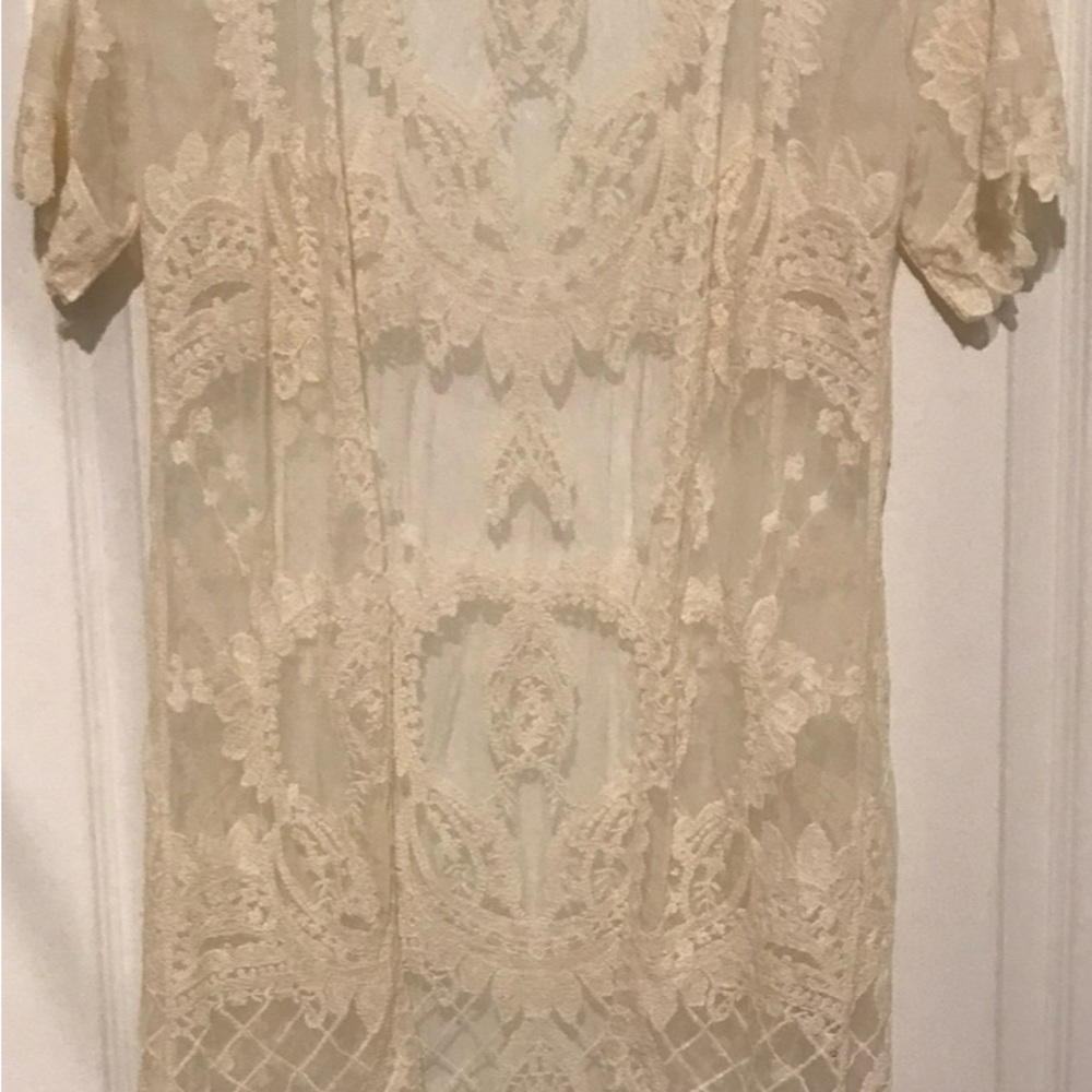 Xhilaration Cream Lace Kimono Jacket